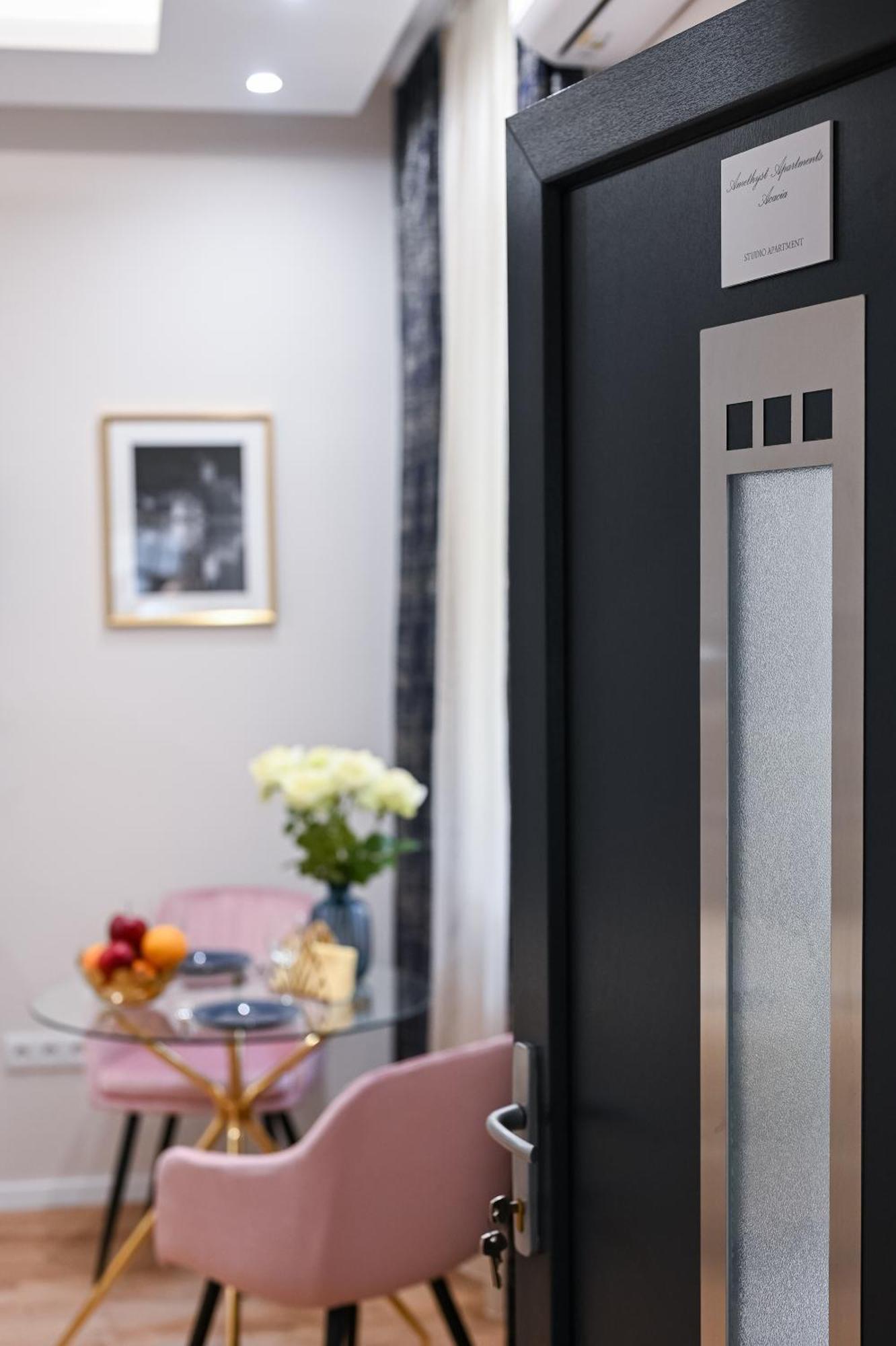 Amethyst Apartments - Acacia Studio Budapest Esterno foto